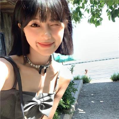 河畔的朔子